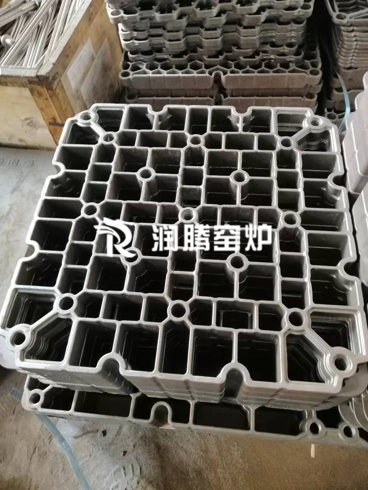 熱處理料盤(pán)的制造方法